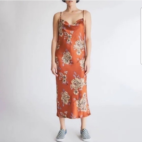 Hashttag in Trend Dresses & Skirts - Hashttag in trend dress M
